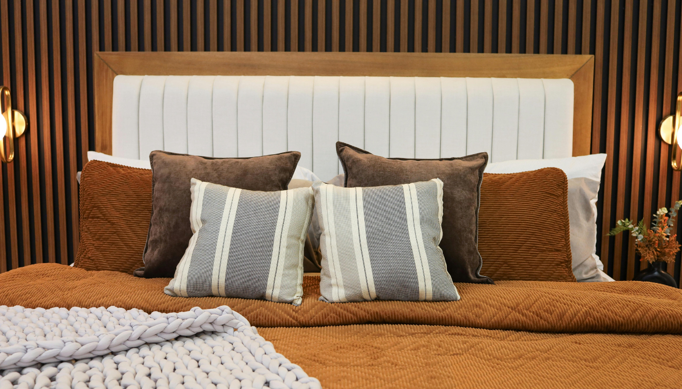 Posição da cama e até o tipo de cabeceira podem te fazer passar mais frio enquanto dorme