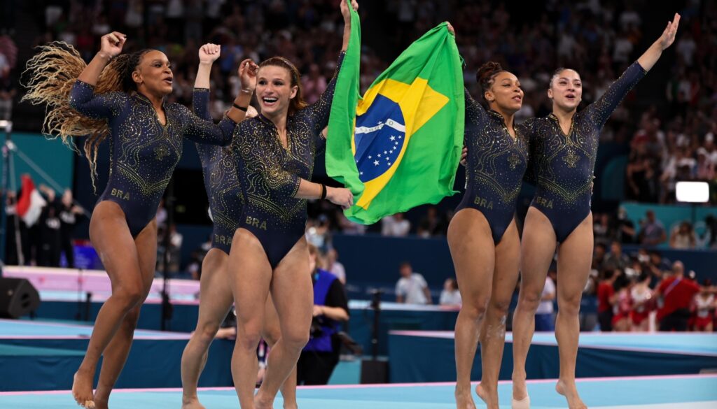 Equipe de ginástica Brasileira nas Olimpíadas de Paris (Crédito: Miriam Jeske/COB)