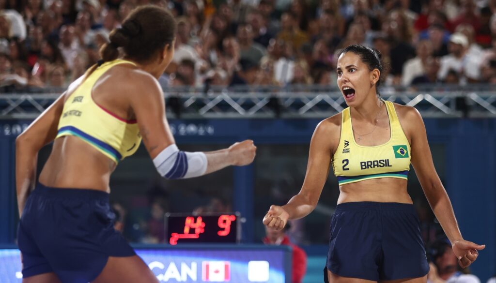 Ana Patrícia e Duda, do vôlei de praia (Crédito: Luiza Moraes/COB)