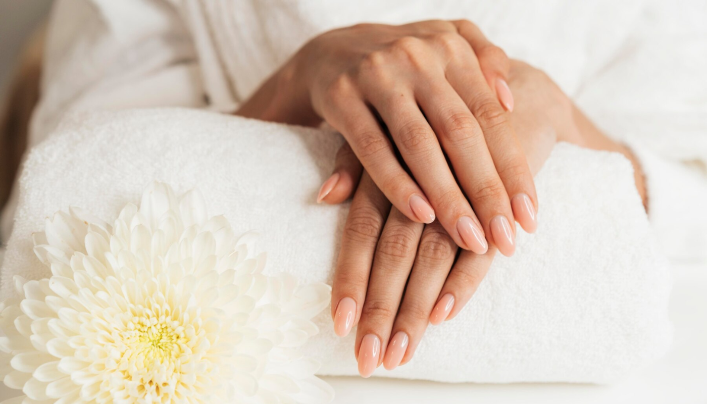 Unhas feitas. (Crédito: freepik/freepik)