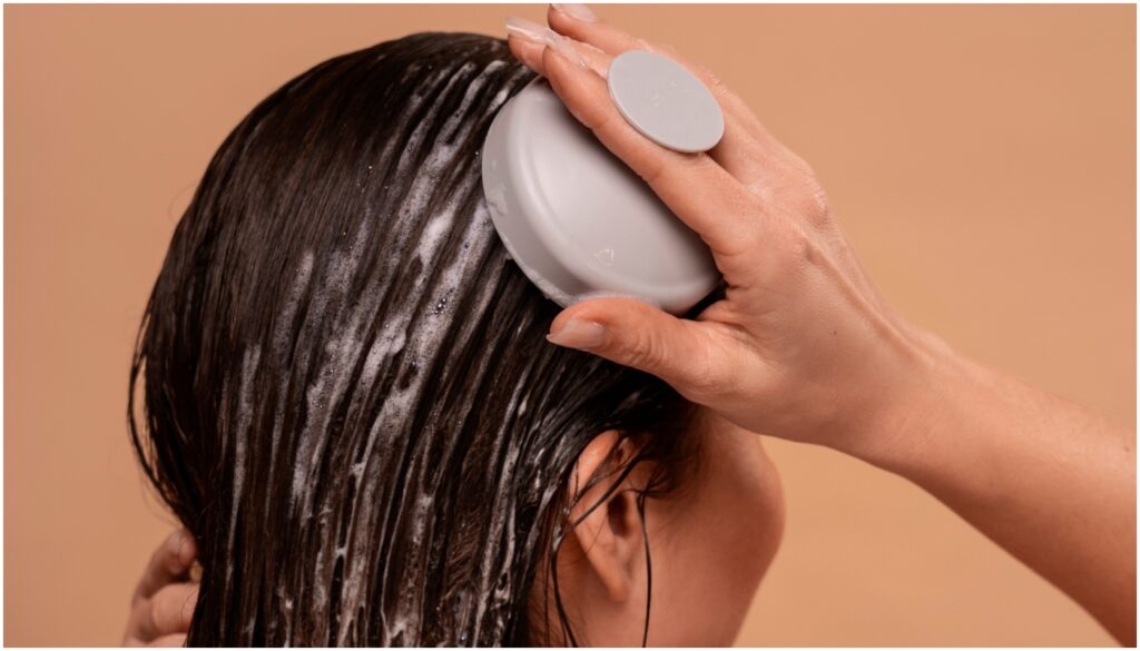 escova couro cabeludo