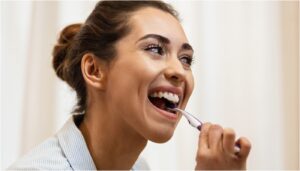 escovar dentes bicarbonato