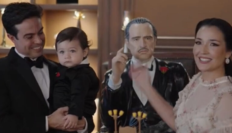 Influenciadora inova no tema do 1º ano do filho: “O Poderoso Chefão”; Bia Napolitano, Paulinho e Domenico em setembro de 2025