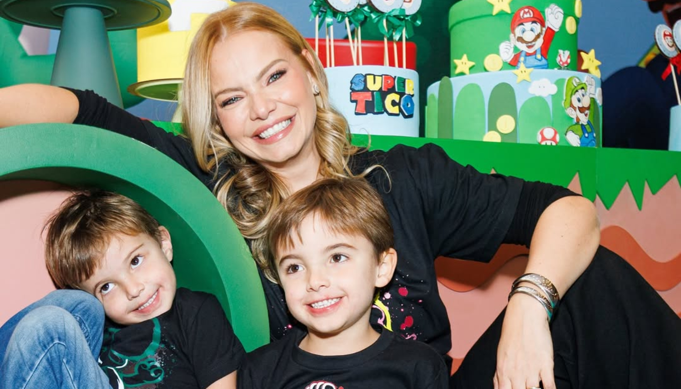 Milena Toscano e os filhos