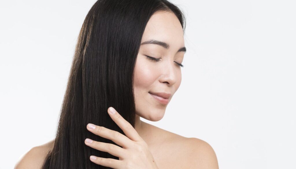 Mulher asiática (Crédito: Freepik)