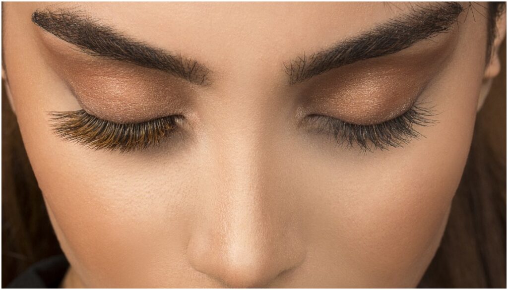 alongamento de cílios