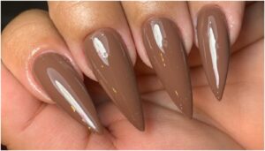unhas stiletto