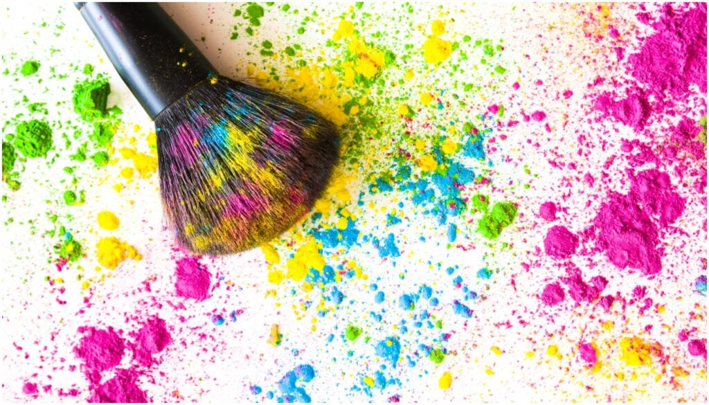 pós faciais coloridos