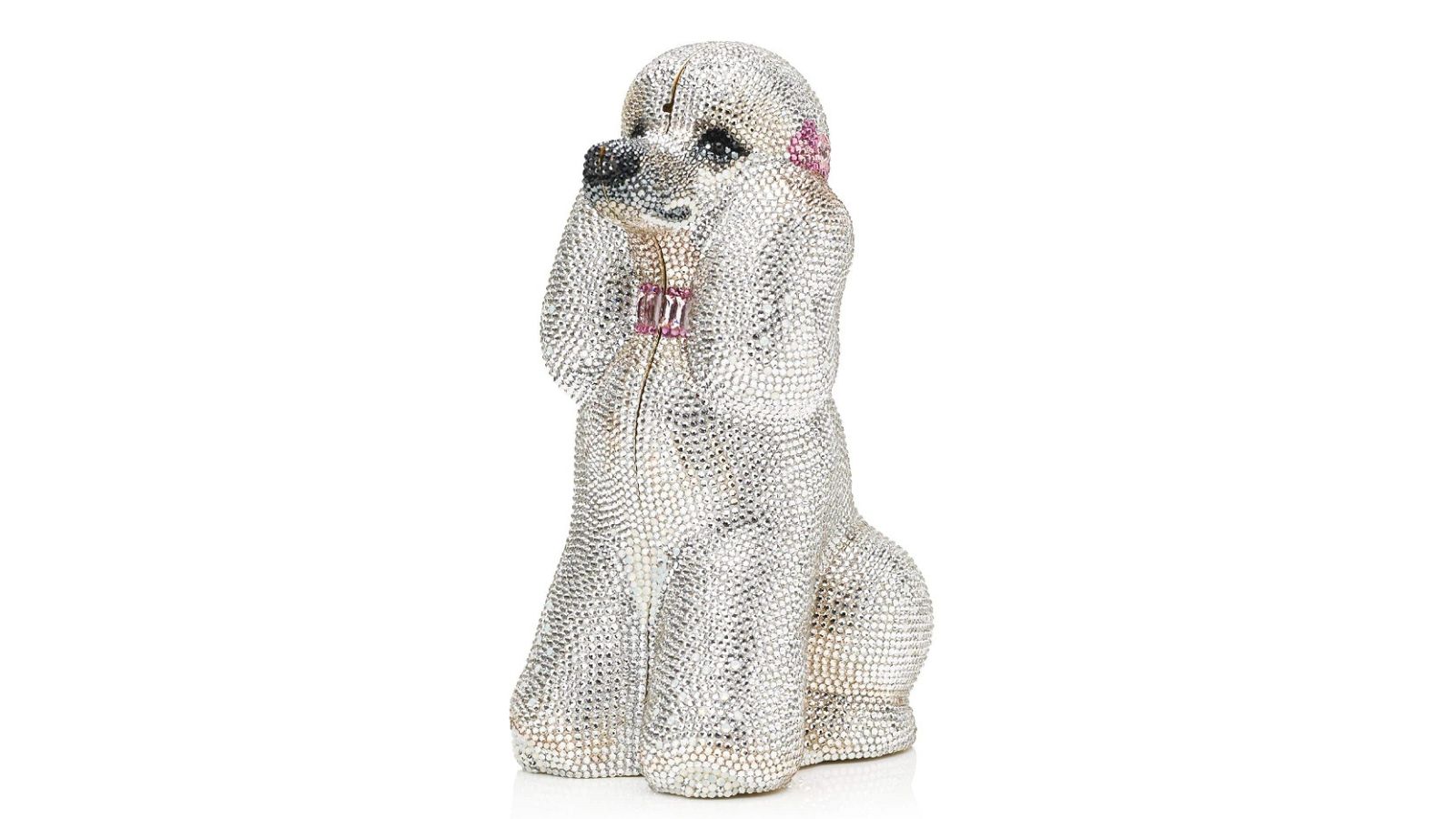 O acessório é da marca Judith Leiber e é fabricado na Itália