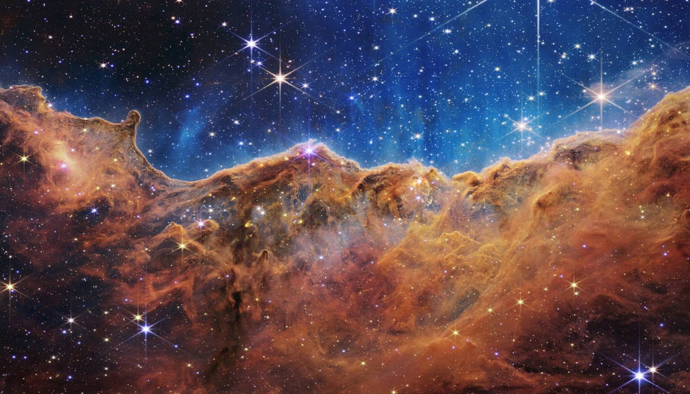 A região NGC 3324, nomeada Carina Nebula, é como um