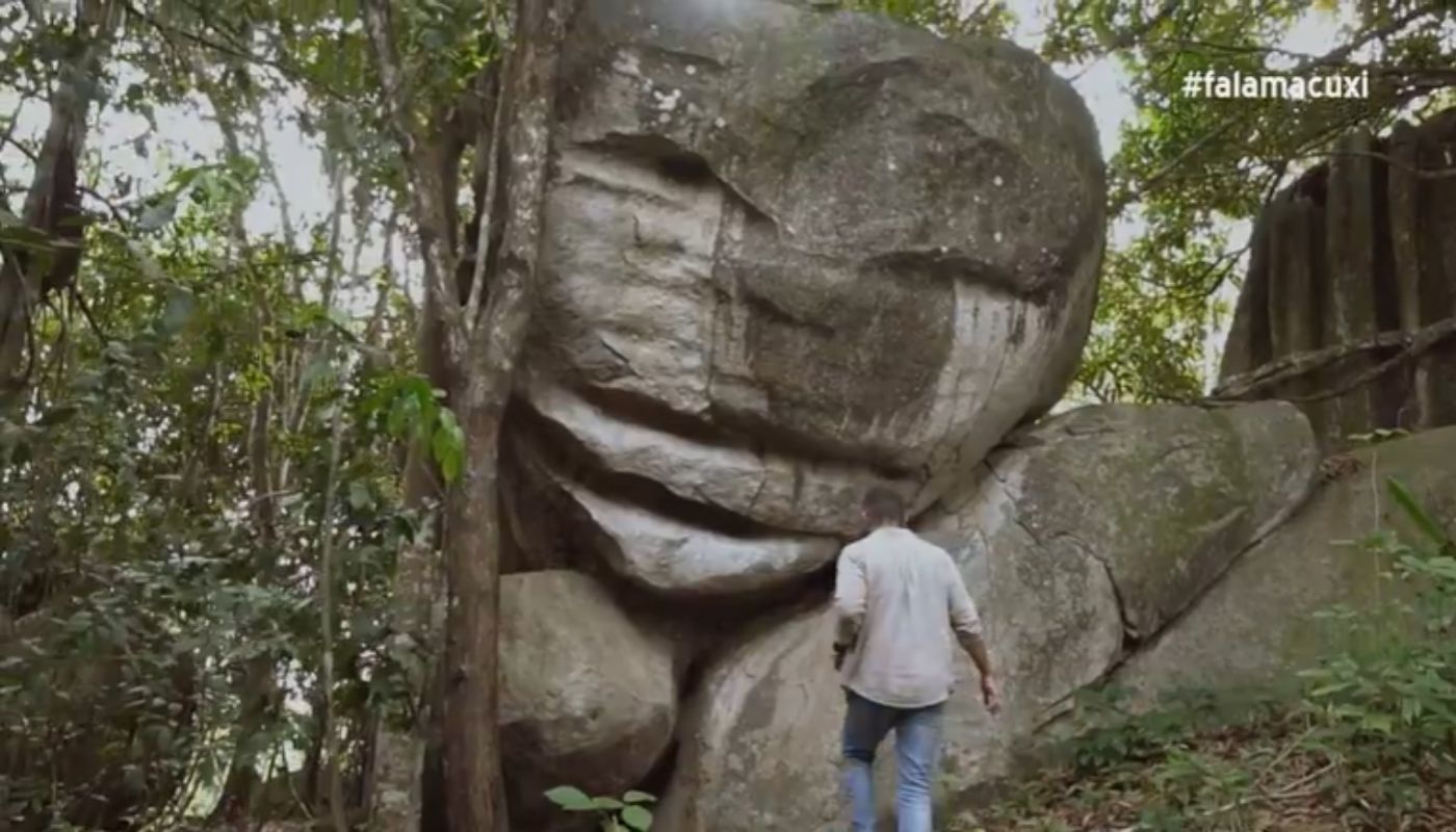 Pedra do ET fica em chácara particular e é necessário autorização para visitar.