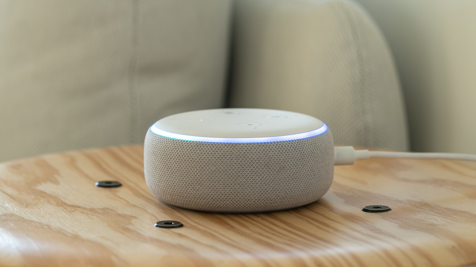 Alexa será capaz de imitar a voz de pessoas já falecidas: “Fazer suas memórias durarem”