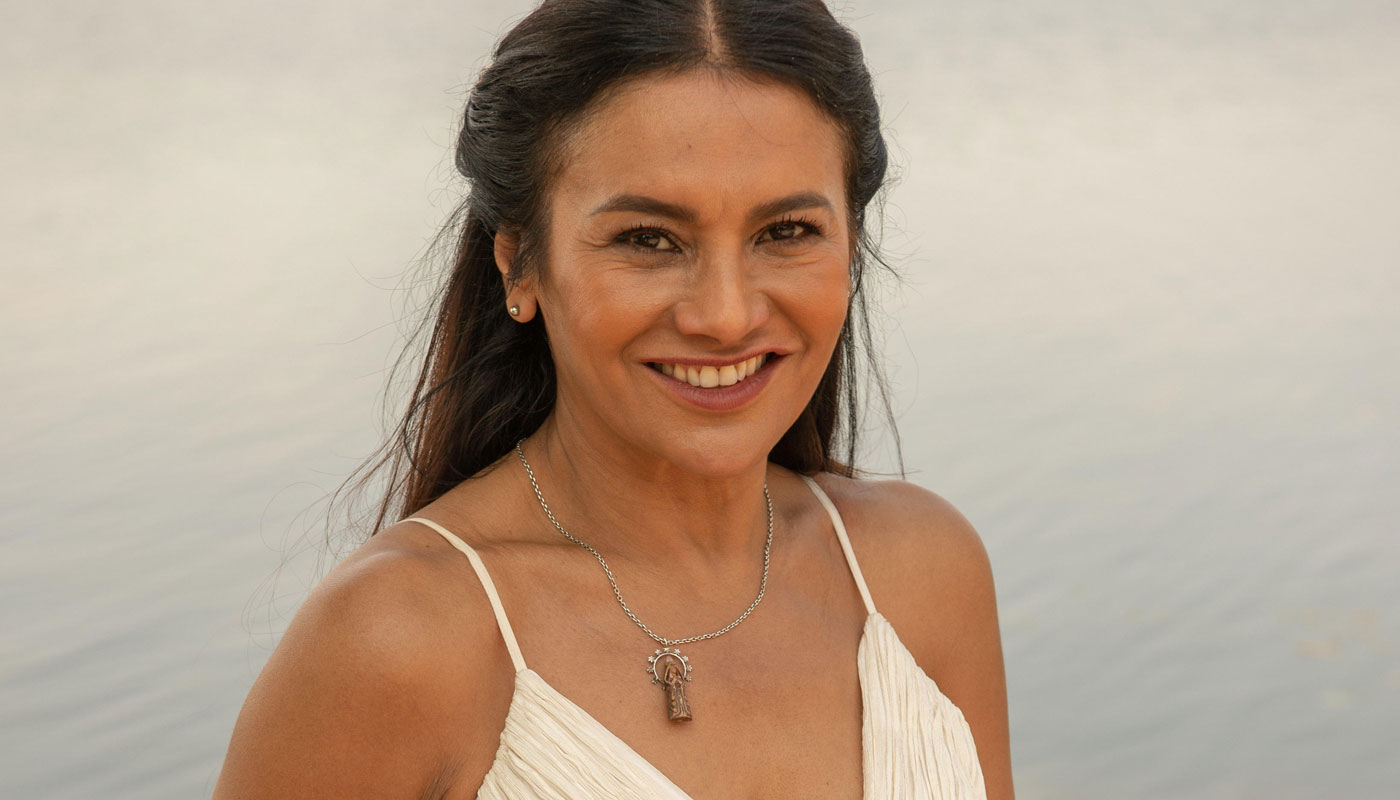 Dira é só um apelido: nome inteiro da atriz é bem mais complicado e longo