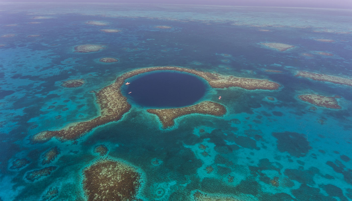 Buraco Azul em Belize