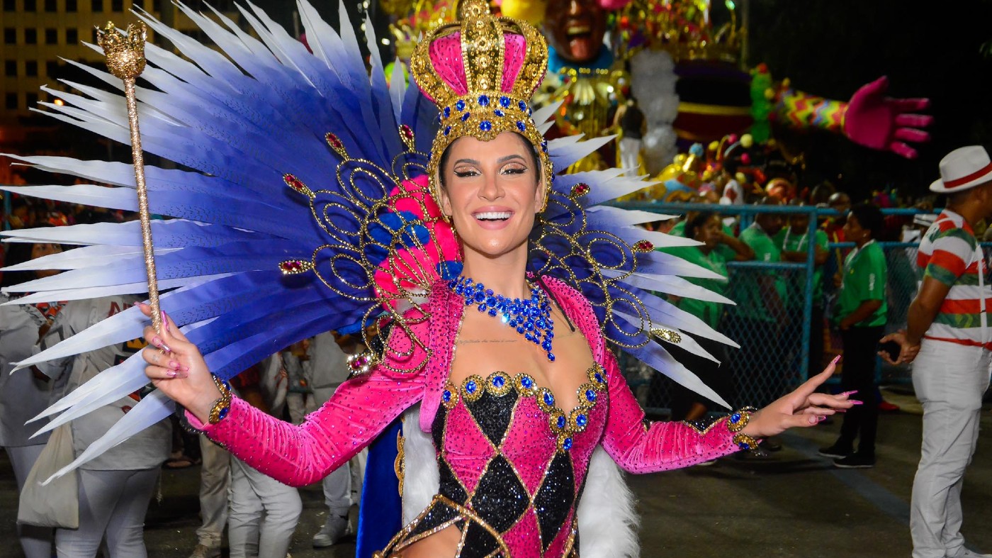 Boca Rosa representou a Rainha da Folia
