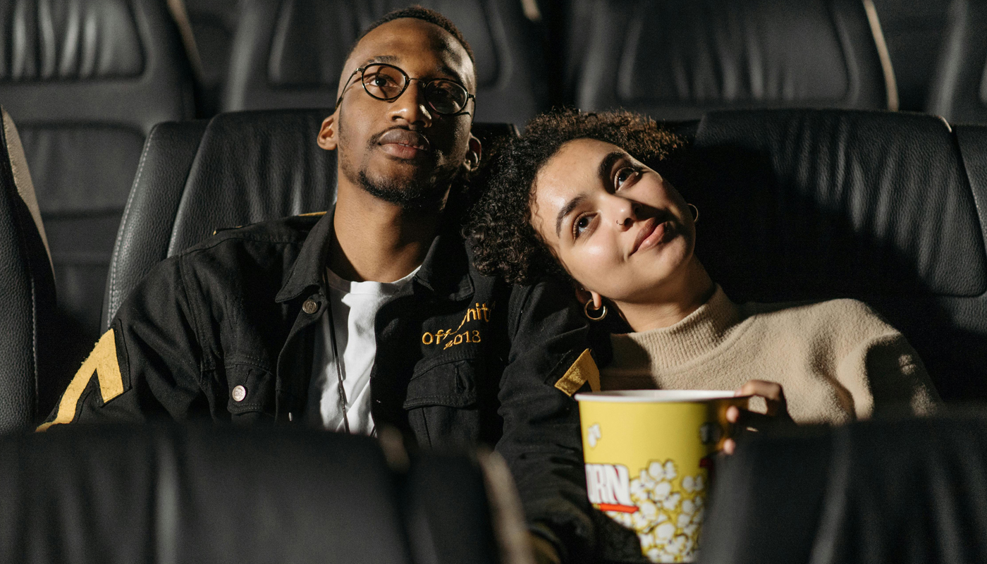 Casal no cinema