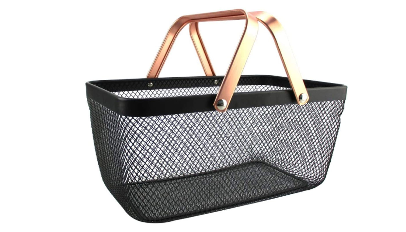 Decore sua casa com cestos organizadores de metal: 9 modelos e cores da moda