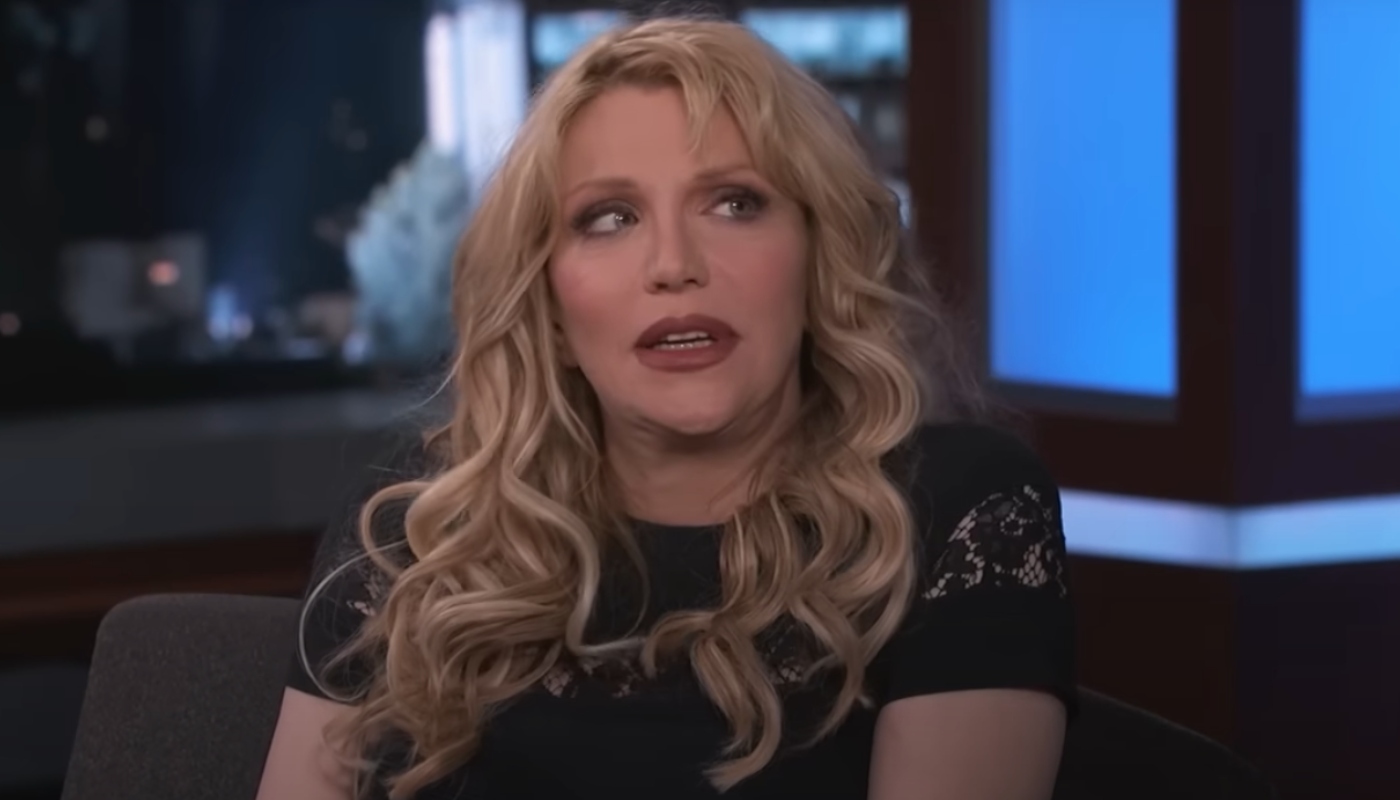 Courtney Love, líder da banda Hole e viúva do músico Kurt Cobain