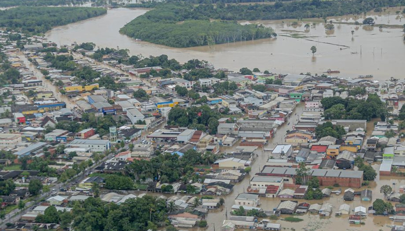 Acre enfrenta alagamentos e 10 cidades ficam debaixo d’água: imagens impressionam