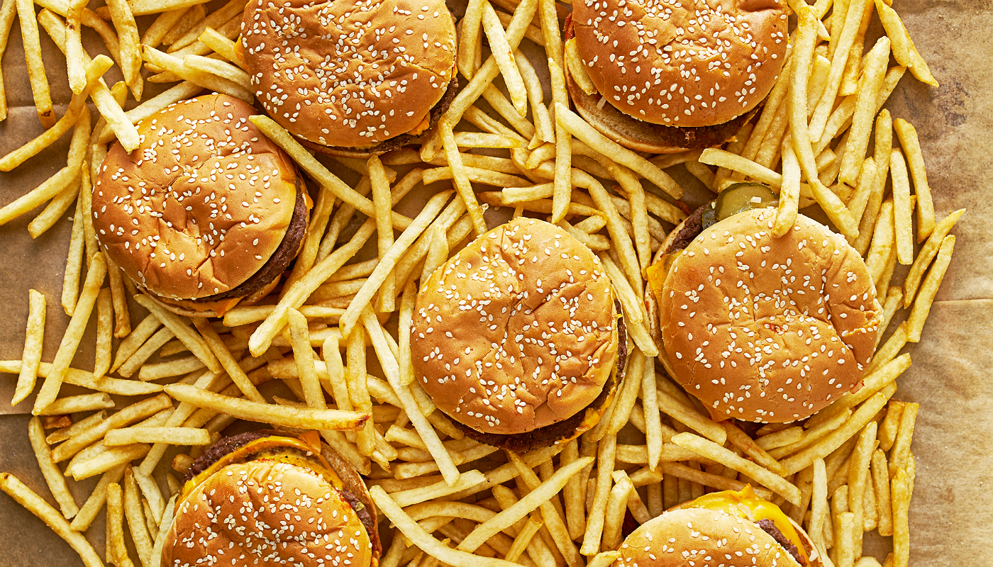 “Desafio da comida” é alvo do Ministério Público por perigo às crianças