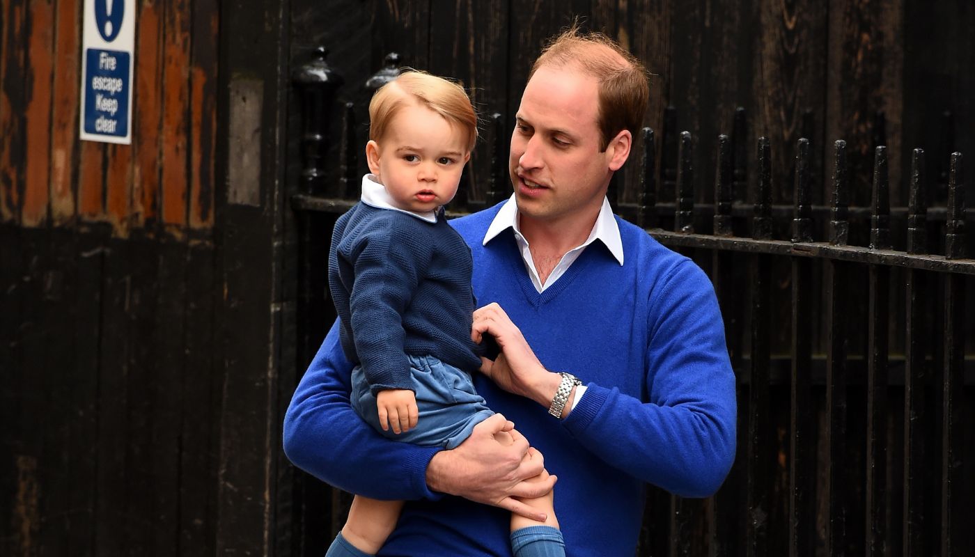 George completa nove anos e semelhanças com príncipe William só aumentam: compare!