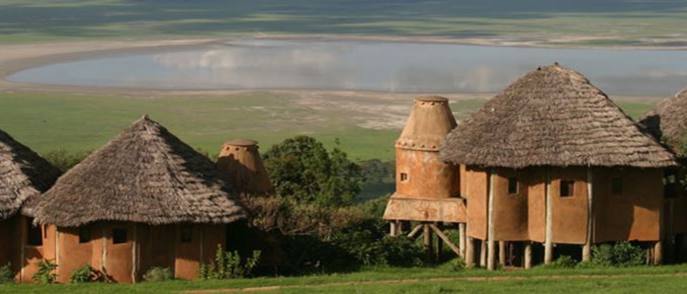 Hotel que Luma Costa está hospedada na África fica na cratera de um vulcão: fotos