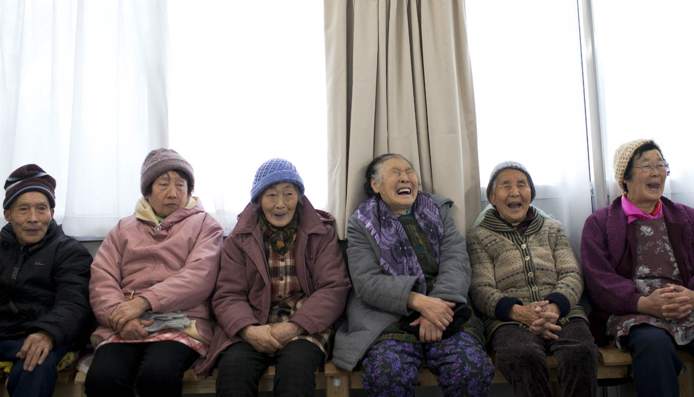 Como o sentimento de gratidão ajuda idosos japoneses a manterem bem-estar