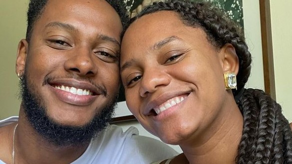 Jéssica Ellen escolhe foto tocante de família para anunciar nascimento do filho: “Ninho de amor”