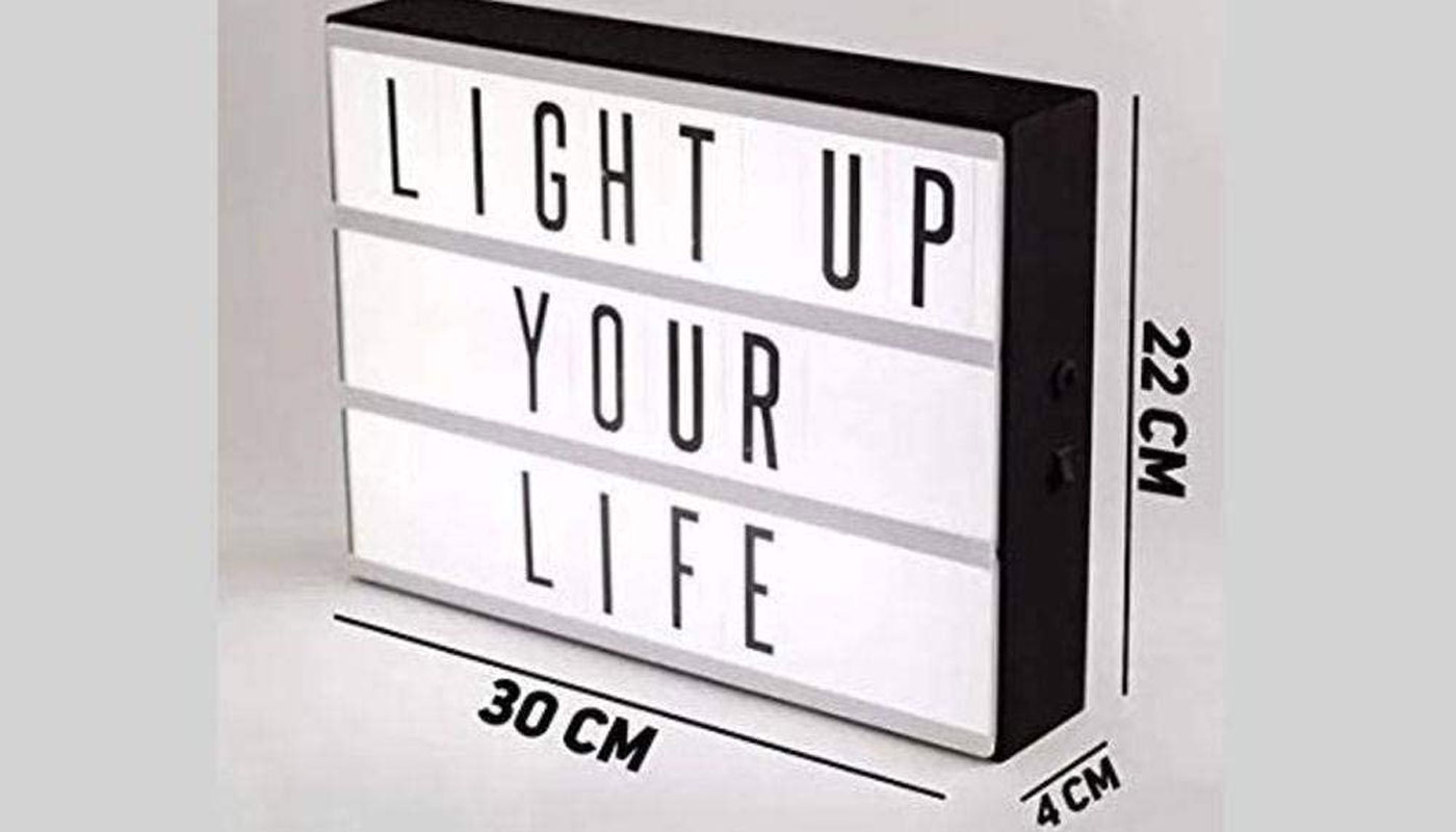 Letreiro de cinema iluminado é presente perfeito para o Dia dos Namorados