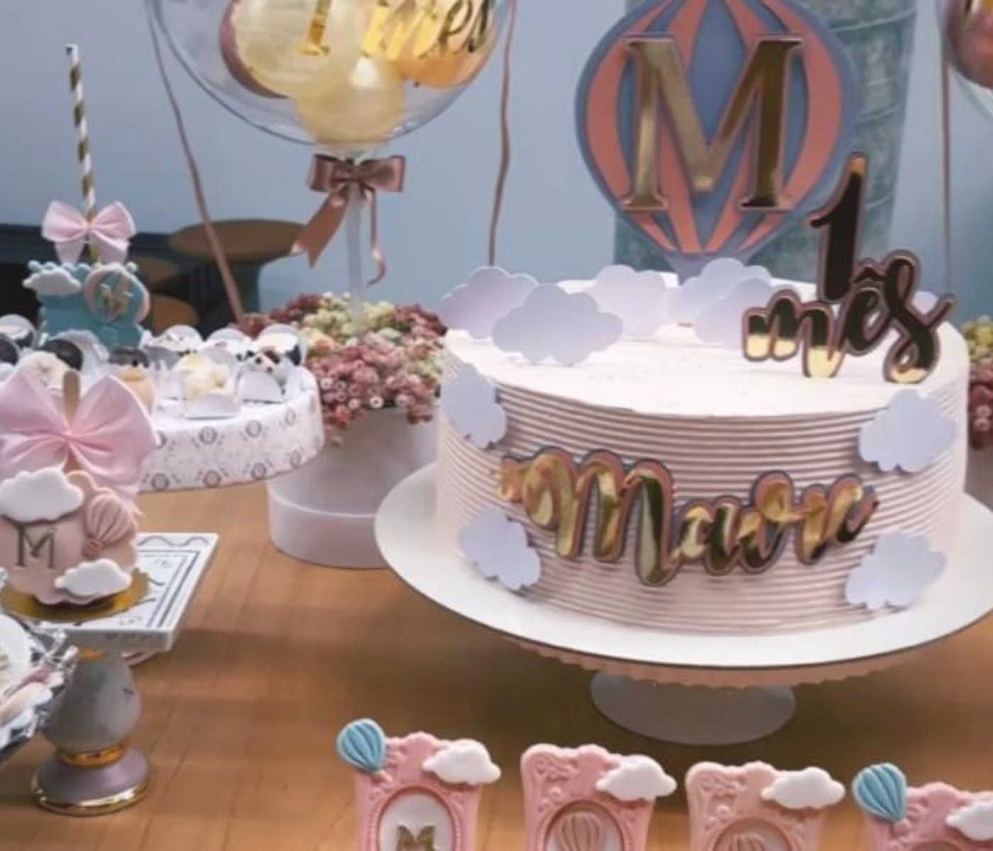 Mavie ganha mesversário de um mês