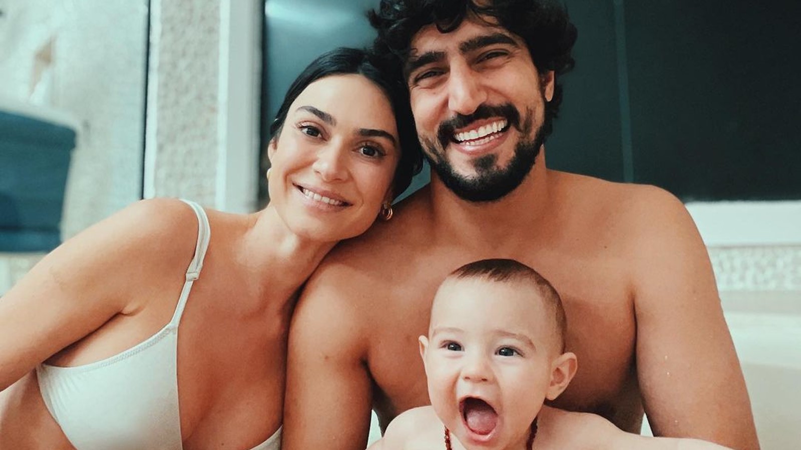 Significado do nome da filha de Thaila Ayala e Renato Góes reflete paixão do casal pela natureza